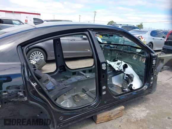 2021 Dodge Charger SRT Hellcat Redeye Widebody with VIN 2C3CDXL9XMH623023, listed as a IAAI auction lot 42807050 with Not provided miles and . Bid and sale history available at DreamBid. Image 13.