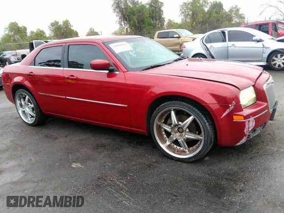 2007 Chrysler 300 Signature with VIN 2C3LA53G97H721007, listed as a IAAI auction lot 31924333 with 169,106 mi miles and . Bid and sale history available at DreamBid. Image 1.