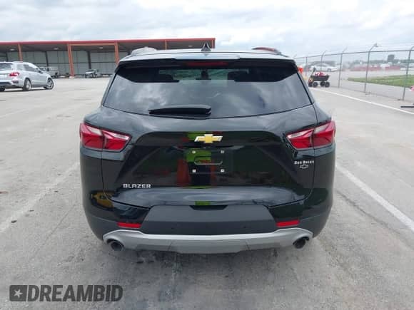 2019 Chevrolet Blazer with VIN 3GNKBDRSXKS638337, listed as a IAAI auction lot 42360940 with 55,287 mi miles and . Bid and sale history available at DreamBid. Image 16.