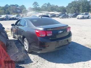 2015 Chevrolet Malibu LS z VIN 1G11B5SLXFF299899, wystawiony jako IAAI lot #43499787 z przebiegiem 259 111 mil mil oraz . Historia ofert i sprzedaży dostępna na DreamBid. Obrazek 3.