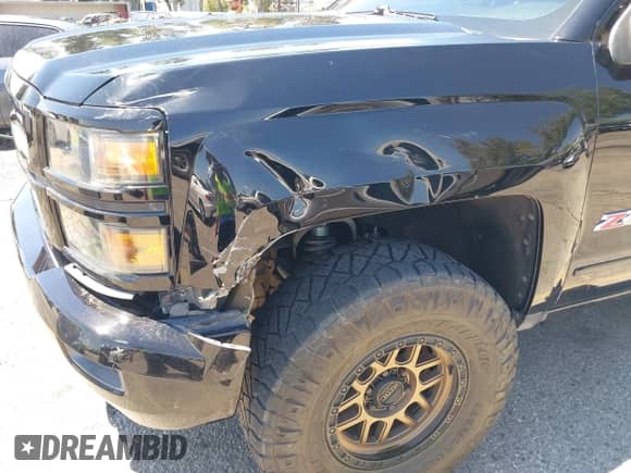 2015 Chevrolet Silverado 1500 LTZ с VIN 3GCUKSEC2FG360756, выставлен на аукционе IAAI как лот 42692056 с пробегом 87 042 миль миль и . История ставок и продаж доступна на DreamBid. Изображение 18.