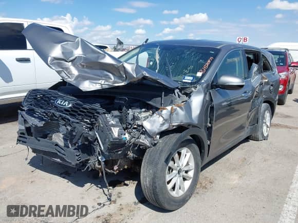 2019 Kia Sorento LX with VIN 5XYPG4A34KG497349, listed as a IAAI auction lot 43265079 with 90,003 mi miles and . Bid and sale history available at DreamBid. Image 17.