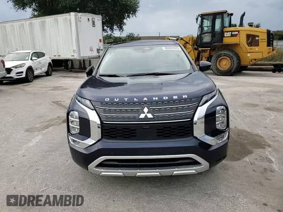 2024 Mitsubishi Outlander SE z VIN JA4J3VA87RZ085578, wystawiony jako Copart lot #80992625 z przebiegiem 8 245 mil mil oraz Nie do naprawy • Non repairable. Historia ofert i sprzedaży dostępna na DreamBid. Obrazek 14.