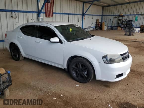 2014 Dodge Avenger SXT с VIN 1C3CDZCB8EN235490, выставлен на аукционе Copart как лот 65263414 с пробегом 85 774 миль миль и Чистый • Clean title. История ставок и продаж доступна на DreamBid. Изображение 4.