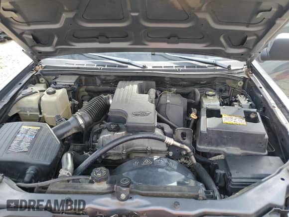 2008 Chevrolet Colorado 1LT z VIN 1GCCS339588208942, wystawiony jako Copart lot #58798905 z przebiegiem 191 635 mil mil oraz Szkoda całkowita • Salvage title. Historia ofert i sprzedaży dostępna na DreamBid. Obrazek 11.