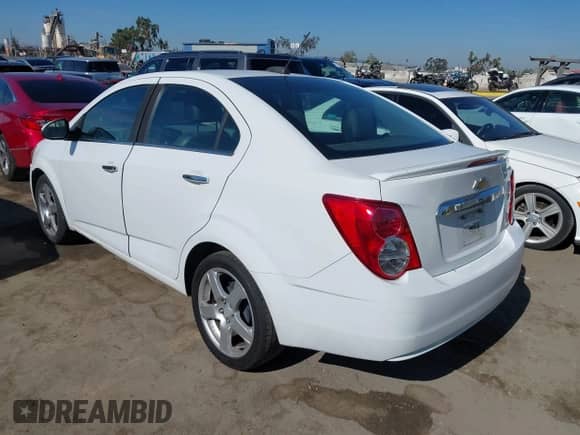 2016 Chevrolet Sonic LTZ с VIN 1G1JE5SB6G4146352, выставлен на аукционе IAAI как лот 42701347 с пробегом 137 094 миль миль и . История ставок и продаж доступна на DreamBid. Изображение 3.
