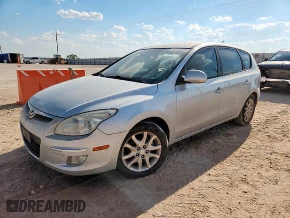 2009 Hyundai Elantra Touring с VIN KMHDC86E79U035761, выставлен на аукционе Copart как лот 82250695 с пробегом 152 560 миль миль и Чистый • Clean title. История ставок и продаж доступна на DreamBid. Изображение 1.