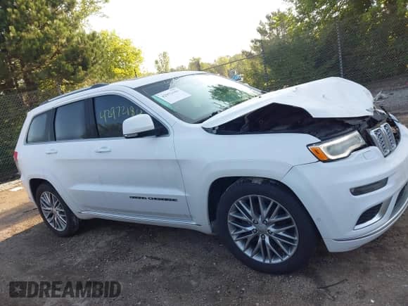 2018 Jeep Grand Cherokee Summit с VIN 1C4RJFJG2JC260323, выставлен на аукционе IAAI как лот 42972184 с пробегом 148 255 миль миль и . История ставок и продаж доступна на DreamBid. Изображение 14.