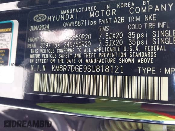 2025 Hyundai Palisade Calligraphy with VIN KM8R7DGE9SU818121, listed as a IAAI auction lot 43126321 with 21,041 mi miles and . Bid and sale history available at DreamBid. Image 9.