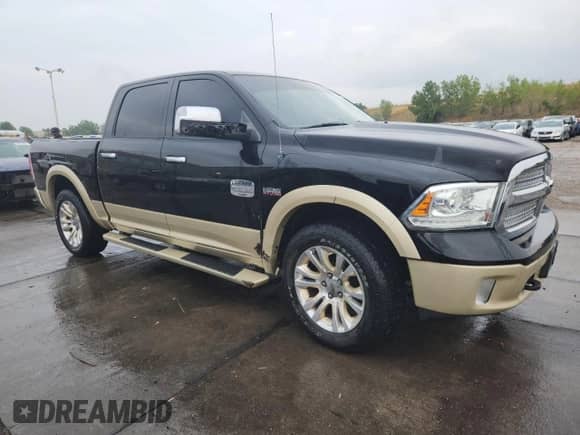 2013 Ram 1500 Laramie Longhorn z VIN 1C6RR7PT6DS623730, wystawiony jako Copart lot #70382445 z przebiegiem 137 505 mil mil oraz Szkoda całkowita • Salvage title. Historia ofert i sprzedaży dostępna na DreamBid. Obrazek 4.