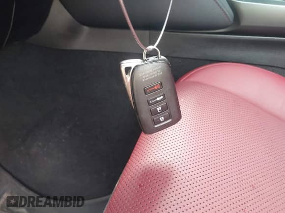 2022 Lexus IS 300 z VIN JTHD81F21N5048009, wystawiony jako IAAI lot #42115069 z przebiegiem 29 028 mil mil oraz . Historia ofert i sprzedaży dostępna na DreamBid. Obrazek 11.