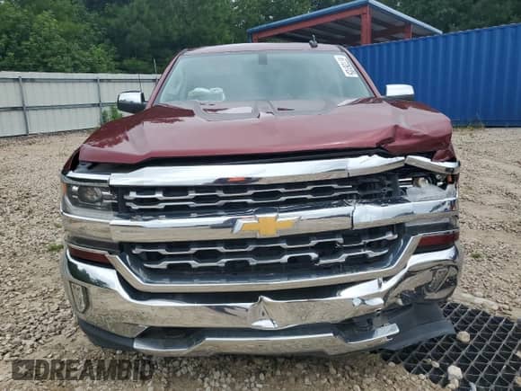 2017 Chevrolet Silverado 1500 LTZ with VIN 3GCPCSEC1HG395320, listed as a Copart auction lot 67726125 with 104,595 mi miles and Salvage title. Bid and sale history available at DreamBid. Image 5.