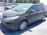 2014 Toyota Sienna XLE с VIN 5TDYK3DC8ES499363, выставлен на аукционе IAAI как лот 42408349 с пробегом 187 049 миль миль и . История ставок и продаж доступна на DreamBid. Изображение 2.