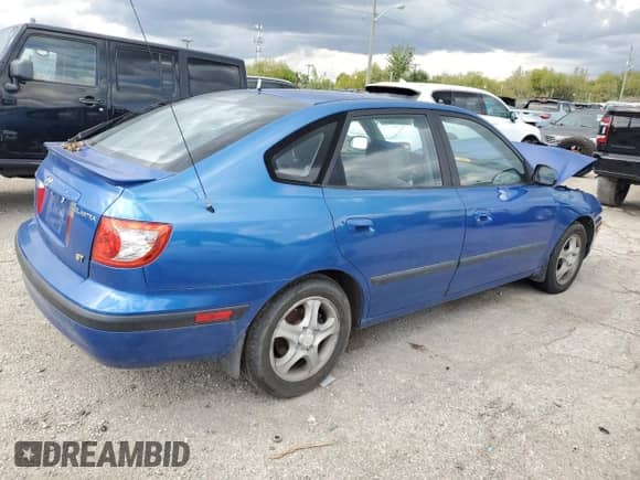 2005 Hyundai Elantra GLS with VIN KMHDN56D85U132669, listed as a Copart auction lot 73764934 with 161,736 mi miles and Non repairable. Bid and sale history available at DreamBid. Image 3.