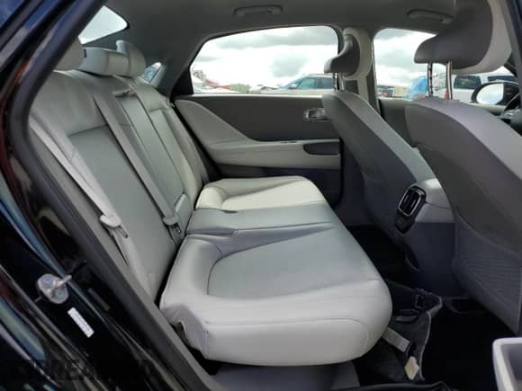 2024 Hyundai Ioniq 6 SEL с VIN KMHM34AA1RA061450, выставлен на аукционе Copart как лот 61058915 с пробегом 11 165 миль миль и Списание • Salvage title. История ставок и продаж доступна на DreamBid. Изображение 10.