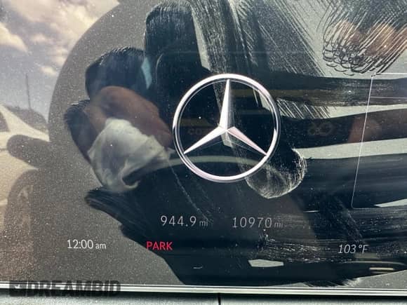2024 Mercedes-Benz C 300 с VIN W1KAF4HB4RR220420, выставлен на аукционе Copart как лот 67985465 с пробегом 10 970 миль миль и Списание • Salvage title. История ставок и продаж доступна на DreamBid. Изображение 9.