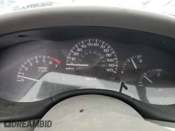 2005 Chevrolet Malibu Classic с VIN 1G1ND52FX5M123550, выставлен на аукционе Copart как лот 84900474 с пробегом 82 248 миль миль и Списание • Salvage title. История ставок и продаж доступна на DreamBid. Изображение 9.