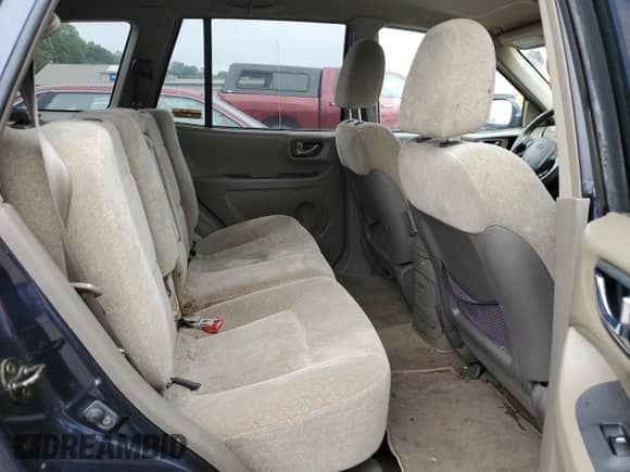 2004 Hyundai Santa Fe GLS с VIN KM8SC73DX4U770675, выставлен на аукционе Copart как лот 70331224 с пробегом 134 785 миль миль и Чистый • Clean title. История ставок и продаж доступна на DreamBid. Изображение 11.