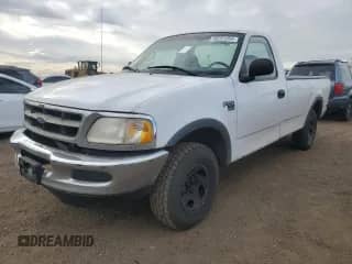1998 Ford F-150 с VIN 1FTZF18W6WKC03783, выставлен на аукционе Copart как лот 86201354 с пробегом 160 000 миль миль и Списание • Salvage title. История ставок и продаж доступна на DreamBid. Изображение 1.