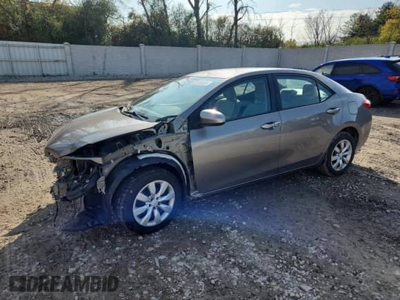 2016 Toyota Corolla L z VIN 2T1BURHE7GC586729, wystawiony jako Copart lot #82538495 z przebiegiem 134 491 mil mil oraz Czysty tytuł • Clean title. Historia ofert i sprzedaży dostępna na DreamBid. Obrazek 1.