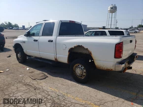 2007 Dodge 2500 SLT with VIN 3D7KS28D07G828129, listed as a Copart auction lot 62472895 with 306,849 mi miles and Clean title. Bid and sale history available at DreamBid. Image 2.
