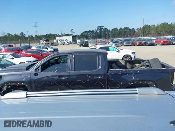 2022 GMC Sierra 1500 AT4 с VIN 3GTUUEET3NG563018, выставлен на аукционе IAAI как лот 41512499 с пробегом 54 538 миль миль и . История ставок и продаж доступна на DreamBid. Изображение 15.