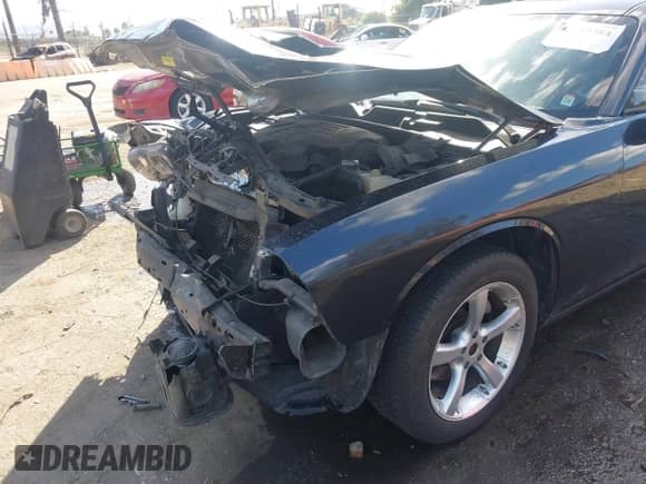 2019 Dodge Challenger SXT с VIN 2C3CDZAGXKH532019, выставлен на аукционе IAAI как лот 43369384 с пробегом 111 218 миль миль и . История ставок и продаж доступна на DreamBid. Изображение 6.