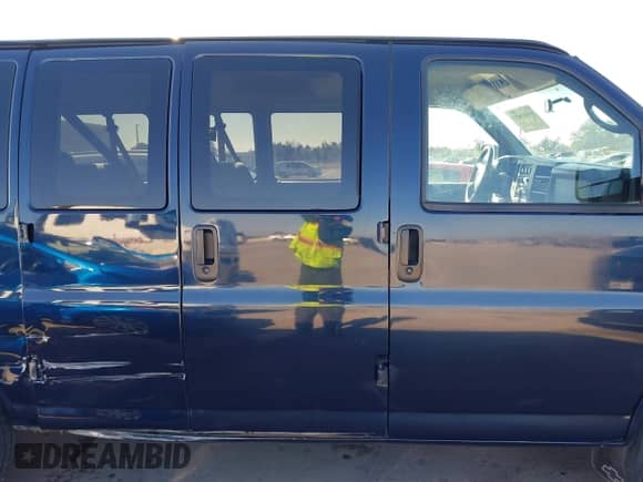 2008 Chevrolet City Express Cargo with VIN 1GNFH154181182390, listed as a IAAI auction lot 41417436 with 116,281 mi miles and . Bid and sale history available at DreamBid. Image 13.