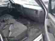 2006 Chevrolet Silverado 1500 LS с VIN 1GCEC19V46E234140, выставлен на аукционе IAAI как лот 41481122 с пробегом 290 635 миль миль и . История ставок и продаж доступна на DreamBid. Изображение 5.
