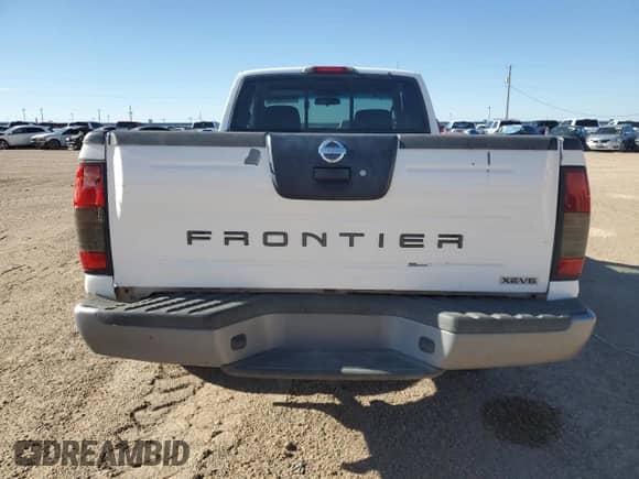 2002 Nissan Frontier XE z VIN 1N6ED26T52C366879, wystawiony jako Copart lot #67726024 z przebiegiem 141 068 mil mil oraz Szkoda całkowita • Salvage title. Historia ofert i sprzedaży dostępna na DreamBid. Obrazek 6.