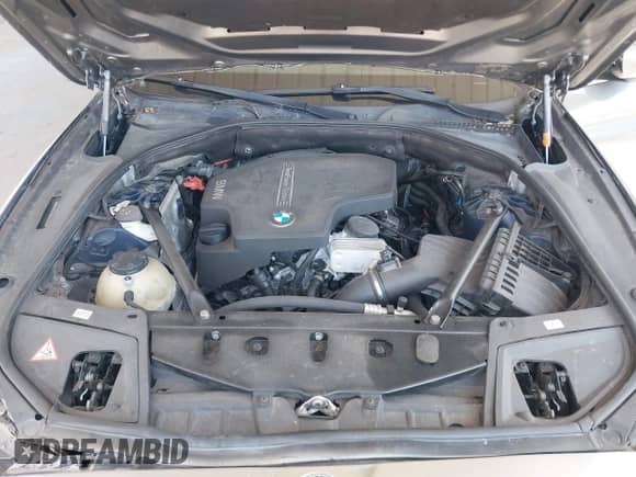 2013 BMW 5 Series 528i xDrive с VIN WBAXH5C58DD112374, выставлен на аукционе IAAI как лот 43091732 с пробегом 153 737 миль миль и . История ставок и продаж доступна на DreamBid. Изображение 10.