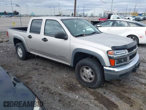 2005 Chevrolet Colorado 1SE LS Z71 with VIN 1GCDT136358227657, listed as a IAAI auction lot 43439051 with 136,517 mi miles and . Bid and sale history available at DreamBid. Image 1.