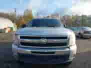 2010 Chevrolet Silverado 1500 LT z VIN 3GCRKSE37AG114302, wystawiony jako IAAI lot #43520478 z przebiegiem 143 655 mil mil oraz . Historia ofert i sprzedaży dostępna na DreamBid. Obrazek 6.