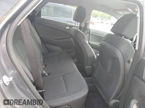 2019 Hyundai Tucson SE z VIN KM8J2CA48KU969702, wystawiony jako Copart lot #71694415 z przebiegiem 39 320 mil mil oraz Szkoda całkowita • Salvage title. Historia ofert i sprzedaży dostępna na DreamBid. Obrazek 11.