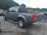 2005 Nissan Frontier SE z VIN 1N6AD07U85C454596, wystawiony jako IAAI lot #42878508 z przebiegiem 198 877 mil mil oraz . Historia ofert i sprzedaży dostępna na DreamBid. Obrazek 3.