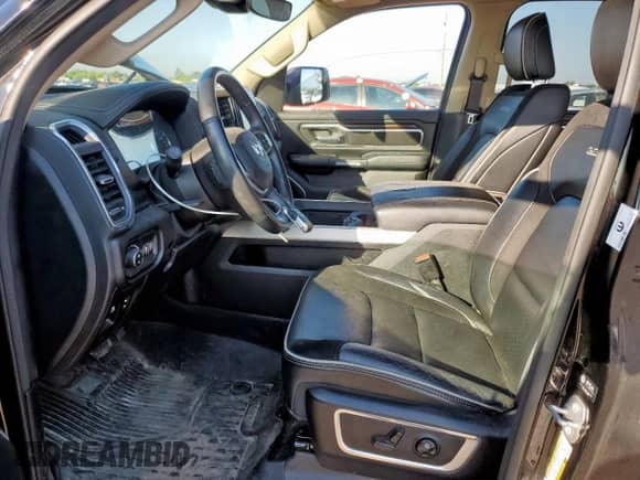 2021 Ram 1500 Laramie z VIN 1C6SRFRT7MN818792, wystawiony jako Copart lot #67537505 z przebiegiem 71 392 mil mil oraz Szkoda całkowita • Salvage title. Historia ofert i sprzedaży dostępna na DreamBid. Obrazek 7.