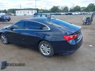 2017 Chevrolet Malibu LT z VIN 1G1ZE5ST4HF192098, wystawiony jako IAAI lot #43361107 z przebiegiem 110 398 mil mil oraz . Historia ofert i sprzedaży dostępna na DreamBid. Obrazek 3.