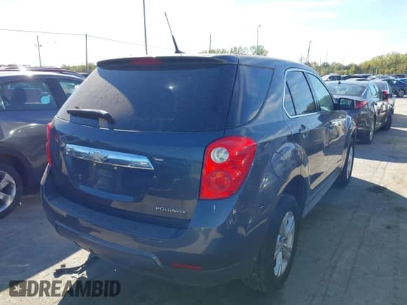 2011 Chevrolet Equinox LS z VIN 2GNALBEC7B1233768, wystawiony jako IAAI lot #43417248 z przebiegiem 93 388 mil mil oraz . Historia ofert i sprzedaży dostępna na DreamBid. Obrazek 4.
