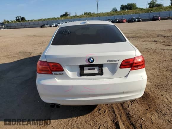 2013 BMW 3 Series 328i xDrive with VIN WBAKF5C52DE658114, listed as a Copart auction lot 71285705 with 103,570 mi miles and Salvage title. Bid and sale history available at DreamBid. Image 6.