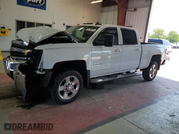 2019 Chevrolet Silverado 2500HD LT with VIN 1GC1KSEG5KF228639, listed as a Copart auction lot 65738515 with 41,649 mi miles and Salvage title. Bid and sale history available at DreamBid. Image 1.