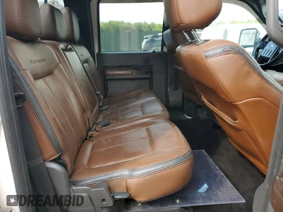 2014 Ford F-250 XL z VIN 1FT7W2BT4EEA70496, wystawiony jako Copart lot #61379175 z przebiegiem 279 513 mil mil oraz Szkoda całkowita • Salvage title. Historia ofert i sprzedaży dostępna na DreamBid. Obrazek 10.