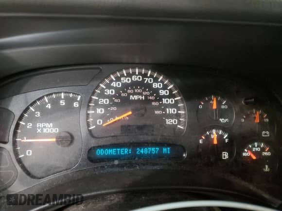 2004 Chevrolet Tahoe LS с VIN 1GNEK13V44R111575, выставлен на аукционе Copart как лот 50746305 с пробегом 248 757 миль миль и Чистый • Clean title. История ставок и продаж доступна на DreamBid. Изображение 9.