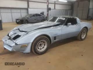 1982 Chevrolet Corvette с VIN 1G1AY8781C5108196, выставлен на аукционе Copart как лот 64222955 с пробегом 8 296 миль миль и Списание • Salvage title. История ставок и продаж доступна на DreamBid. Изображение 1.