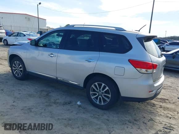 2013 Nissan Pathfinder Platinum with VIN 5N1AR2MN0DC621931, listed as a IAAI auction lot 41750984 with 164,787 mi miles and . Bid and sale history available at DreamBid. Image 3.
