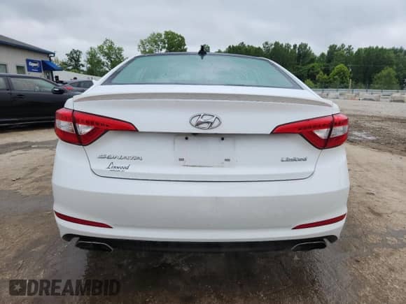 2015 Hyundai Sonata Limited с VIN 5NPE34AF8FH132944, выставлен на аукционе Copart как лот 60899045 с пробегом 56 194 миль миль и Списание • Salvage title. История ставок и продаж доступна на DreamBid. Изображение 6.