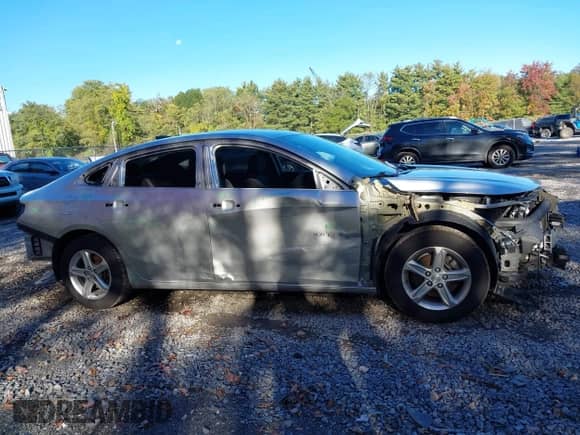 2021 Chevrolet Malibu LS z VIN 1G1ZB5ST3MF030904, wystawiony jako IAAI lot #43389624 z przebiegiem 81 672 mil mil oraz . Historia ofert i sprzedaży dostępna na DreamBid. Obrazek 13.