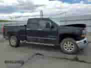 2015 Chevrolet Silverado 2500HD LTZ с VIN 1GC2KWEGXFZ115379, выставлен на аукционе Copart как лот 57556705 с пробегом 225 851 миль миль и Списание • Salvage title. История ставок и продаж доступна на DreamBid. Изображение 4.