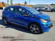 2020 Chevrolet Bolt EV Premier z VIN 1G1FZ6S00L4111654, wystawiony jako Copart lot #72761263 z przebiegiem 37 137 mil mil oraz . Historia ofert i sprzedaży dostępna na DreamBid. Obrazek 4.