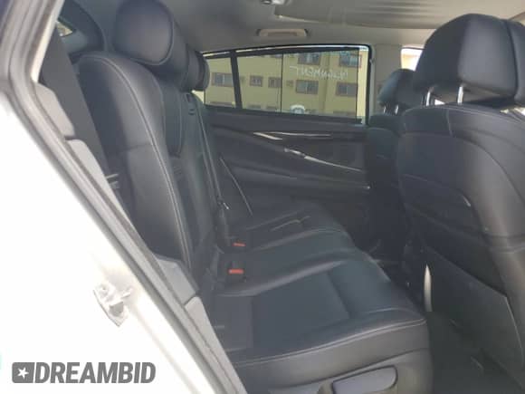 2015 BMW 5 Series 535i Gran Turismo с VIN WBA5M2C5XFD872276, выставлен на аукционе Copart как лот 58240285 с пробегом 92 079 миль миль и Списание • Salvage title. История ставок и продаж доступна на DreamBid. Изображение 10.