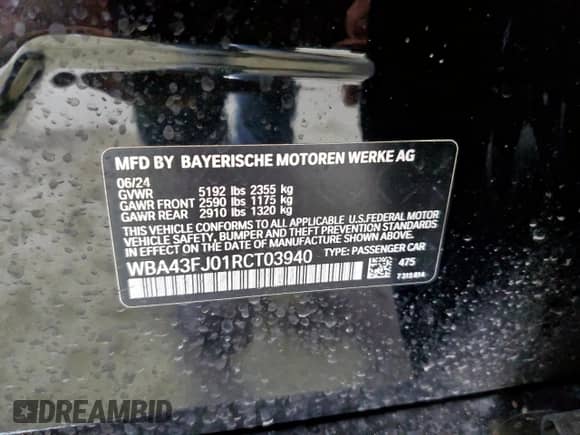 2024 BMW 5 Series 530i z VIN WBA43FJ01RCT03940, wystawiony jako Copart lot #69674075 z przebiegiem 5 942 mil mil oraz Szkoda całkowita • Salvage title. Historia ofert i sprzedaży dostępna na DreamBid. Obrazek 12.